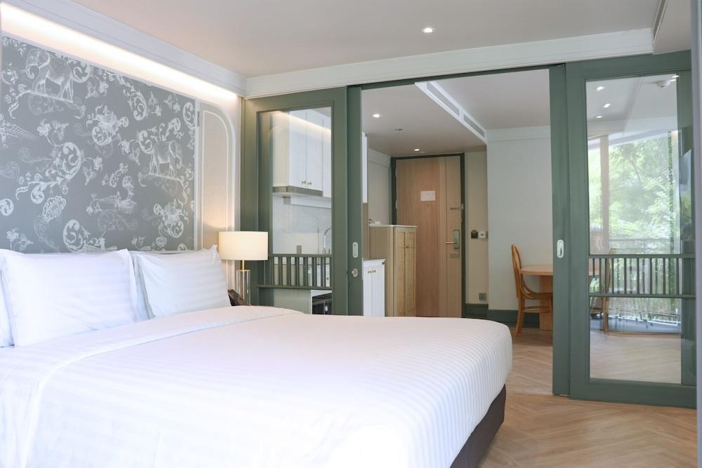 The Quarter Chaophraya by UHG Room Type - Quarter One-Bedroom Suite with Balcony, King Bed The Quarter Chaophraya by UHG Room Type - Quarter One-Bedroom Suite with Balcony, King Bed