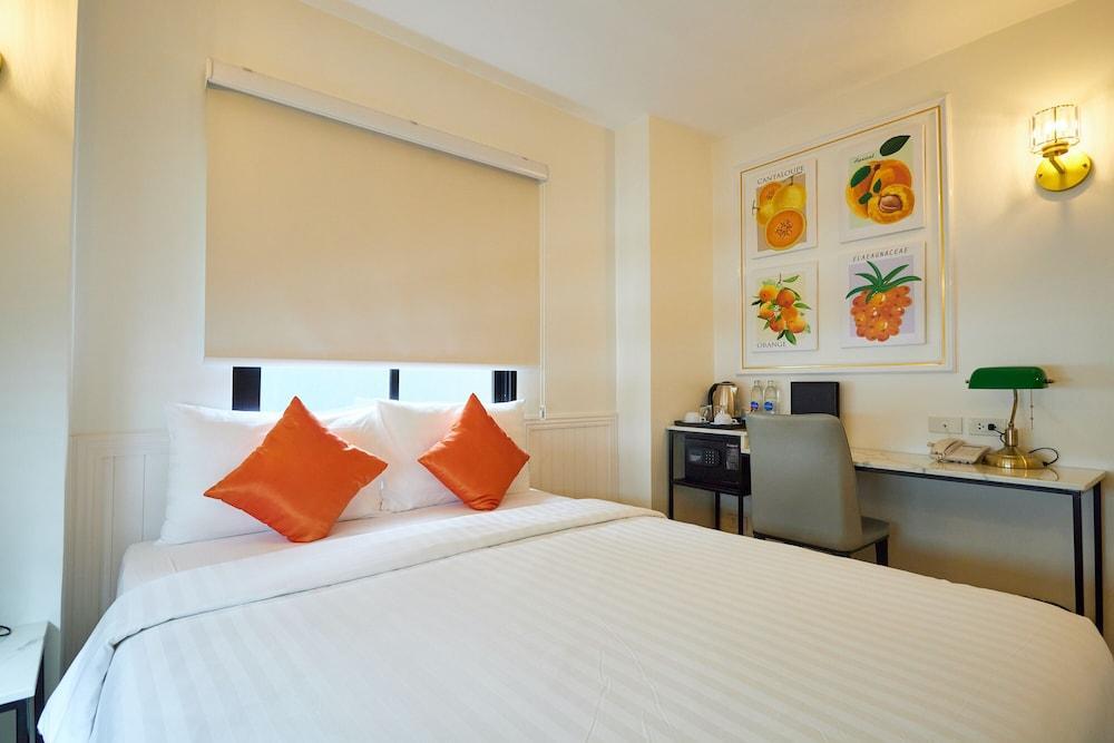Rose Apple Hotel Room Type - Superior Double Room