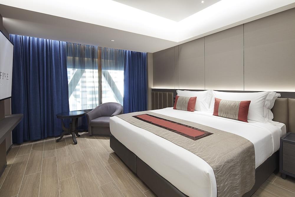 Grace at Five by Grace Hotel Bangkok - Tap to explore photos