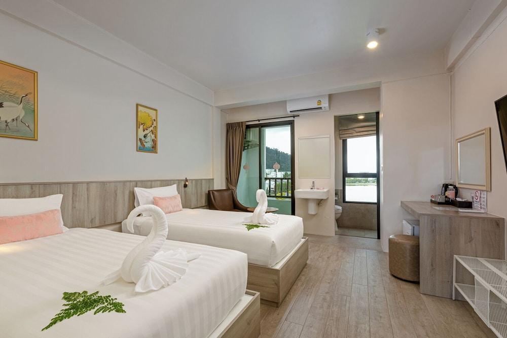 ANGPAO HOTEL Room Type - Deluxe Room, Tower, Nature View