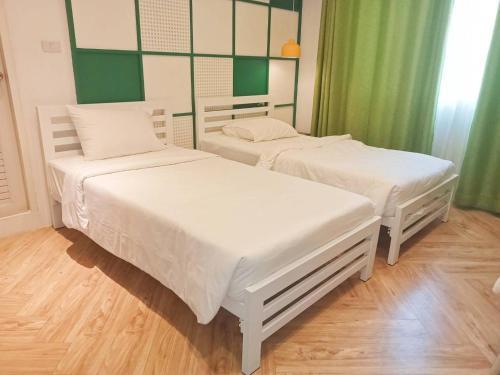 Ostay Asoke Bangkok Room Type - Standard Twin Room