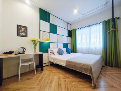 Ostay Asoke Bangkok Room Type - Standard King Room