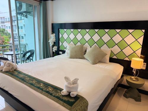 COZY Residence Patong Room Type - Superior King Room