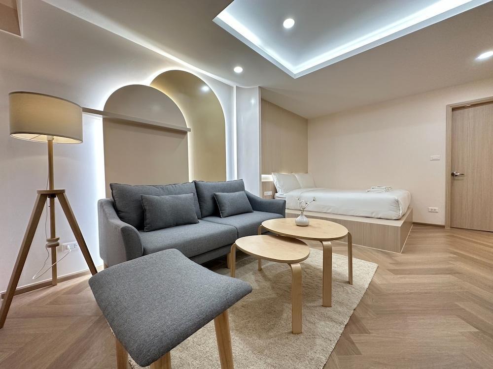 Ascella Bangkok Hotel Room Type - Family Double Room, 1 Bedroom