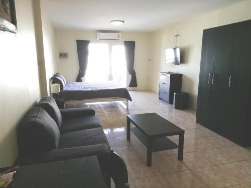 Dania Room Type - Suite with Balcony & Street View
