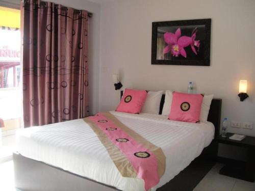 The CK Residence Pattaya - Tap to explore photos