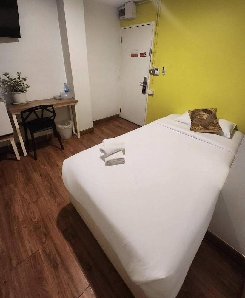 Chill Inn Bangkok Room Type - Single Room