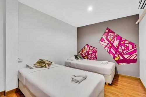Chill Inn Bangkok Room Type - Twin Room with Private Bathroom