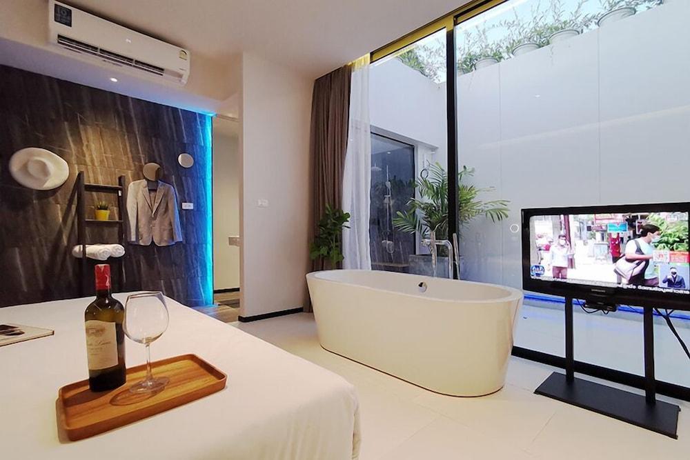 Innlux Phuket - Tap to explore photos