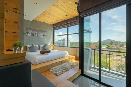 Relife Windy by Holy Cow, studio with stunning country view - Tap to explore photos