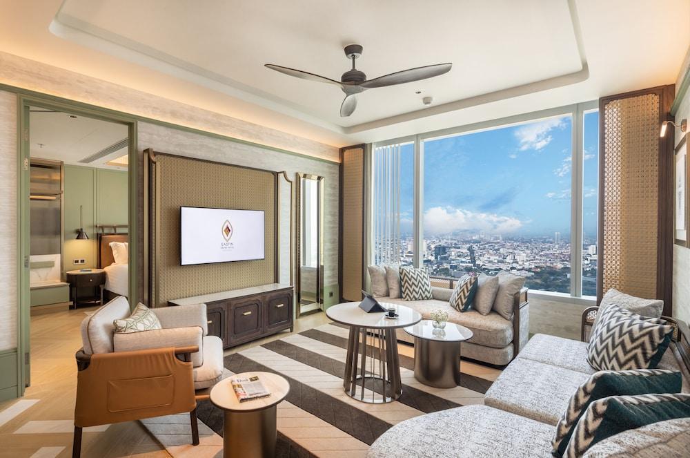 Eastin Grand Hotel Phayathai Room Type - Premium Two Bedroom Suite with Lounge Access Eastin Grand Hotel Phayathai Room Type - Premium Two Bedroom Suite with Lounge Access
