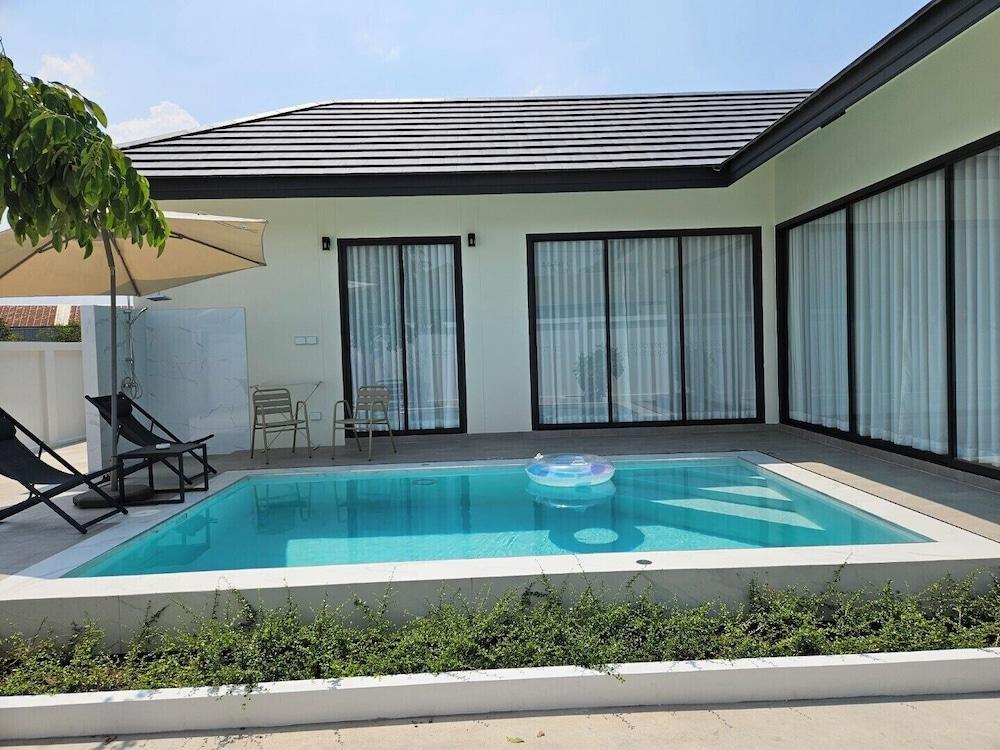 Karisma Private Villa Pattaya Room Type - Two Bedroom Pool Villa - B3