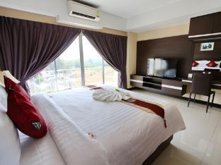 Valhalla Pattaya Hotel - Tap to explore photos