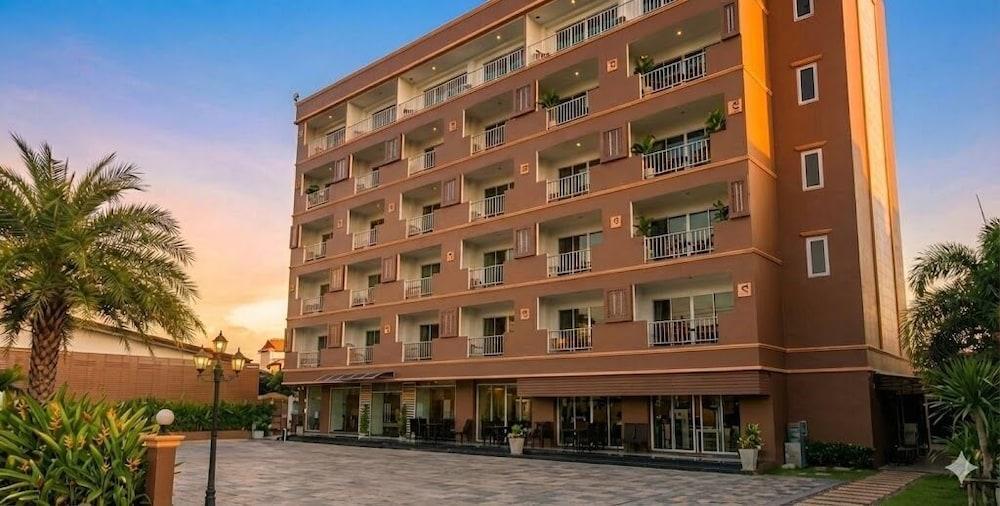 Valhalla Pattaya Hotel - Tap to explore photos