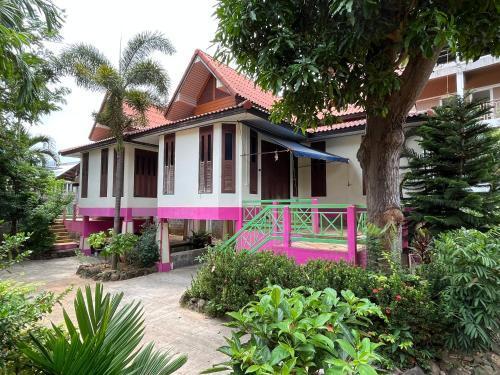 Mae Somboon House Room Type - Holiday Home