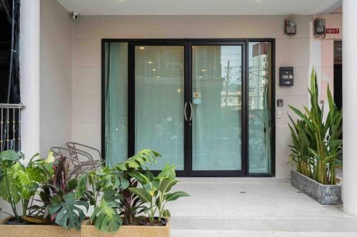 Private 4BR Model Home center Patong - Tap to explore photos