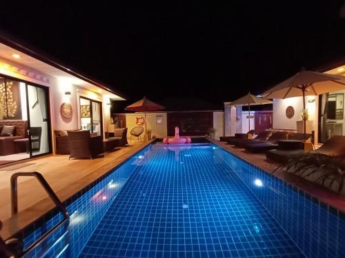 Sila Thai Pool Villa1 - Tap to explore photos