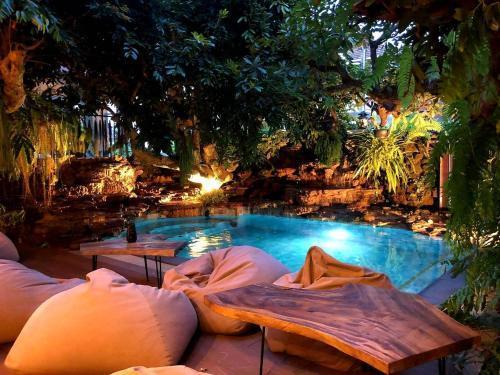 Back to Nature Aonang Boutique Pool Villa - Tap to explore photos