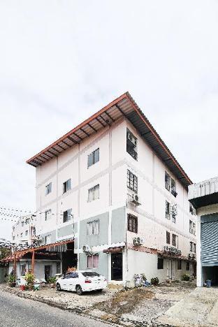 Freesia Bangphi Guest House - Tap to explore photos