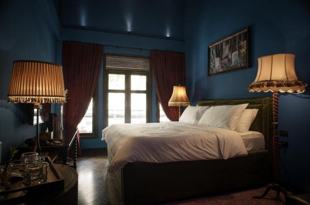 Baan Tuk Din Hotel Room Type - Deluxe Double Room with City View Baan Tuk Din Hotel Room Type - Deluxe Double Room with City View