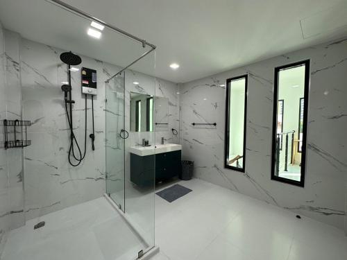 CHATEAU DALE POOL VILLA 175 nearby WALKING STREET - Tap to explore photos