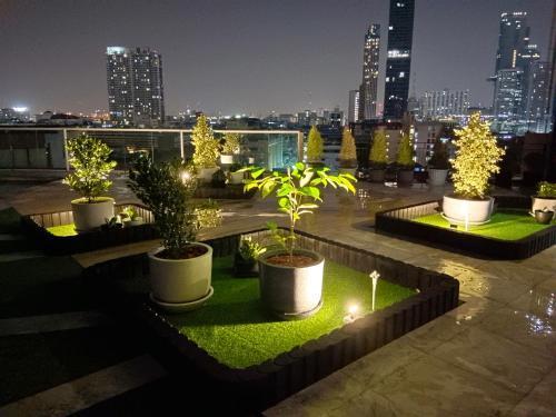 S3 Siam Bangkok - Tap to explore photos