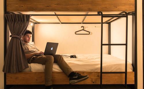 HOLY SHEET Hostel Room Type - Bed in 10-Bed Mixed Dormitory Room