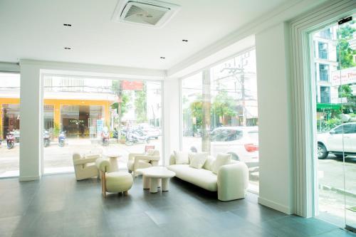 Main gallery