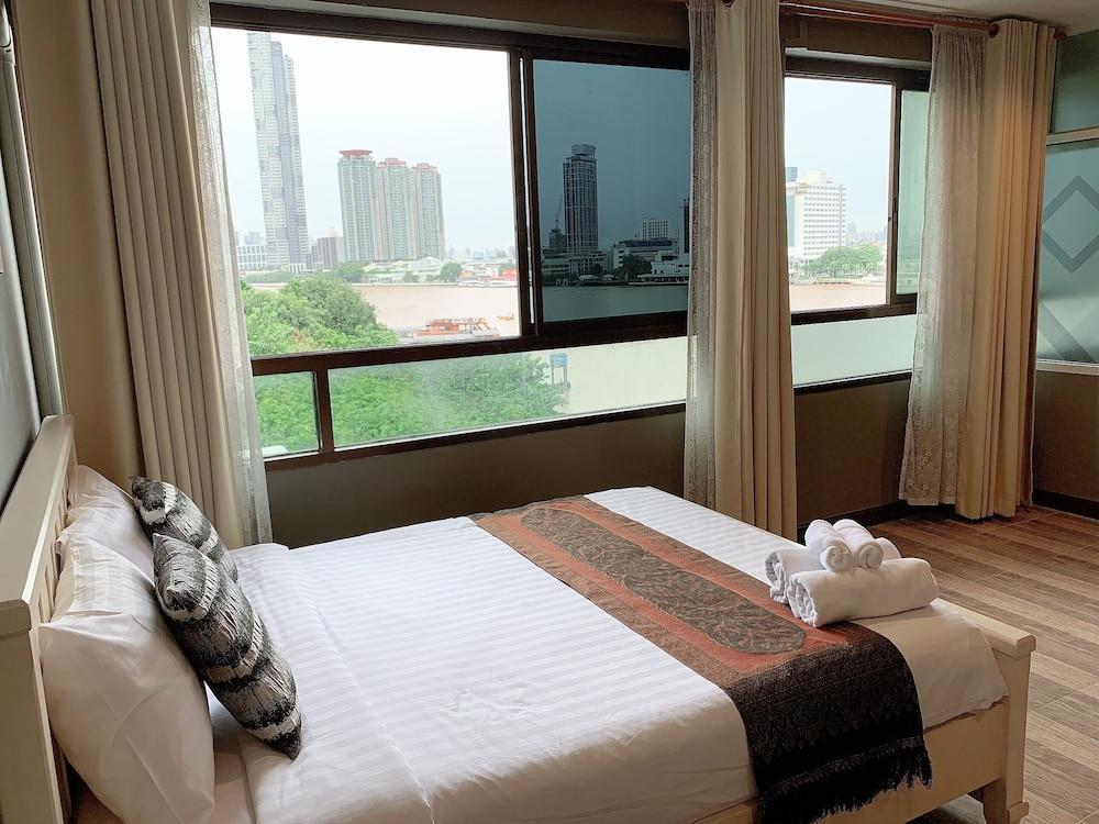 Anandpura Riverside Hotel Room Type - Deluxe Room - River View