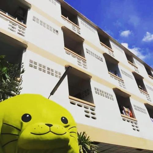 Magenta room Love&Light Tonglo Ekamai No dogs pls