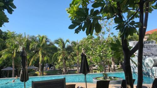 unixx condo pattaya near walking street - Tap to explore photos