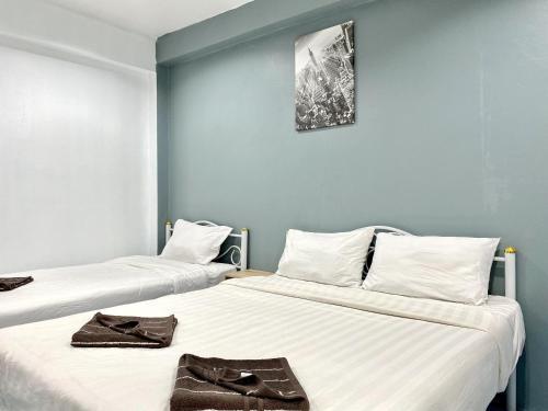 Mini Thai Guesthouse Patong Room Type - Superior Triple Room