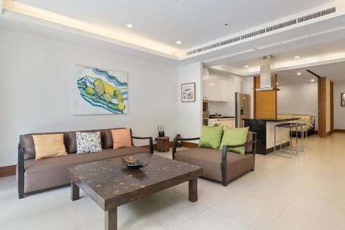 Nai Thon Beachfront Apartments - Tap to explore photos