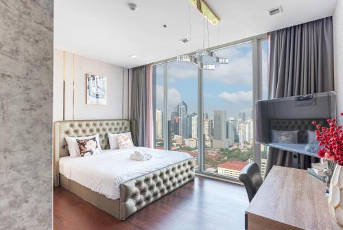 Skyline Suites Sukhumvit 11