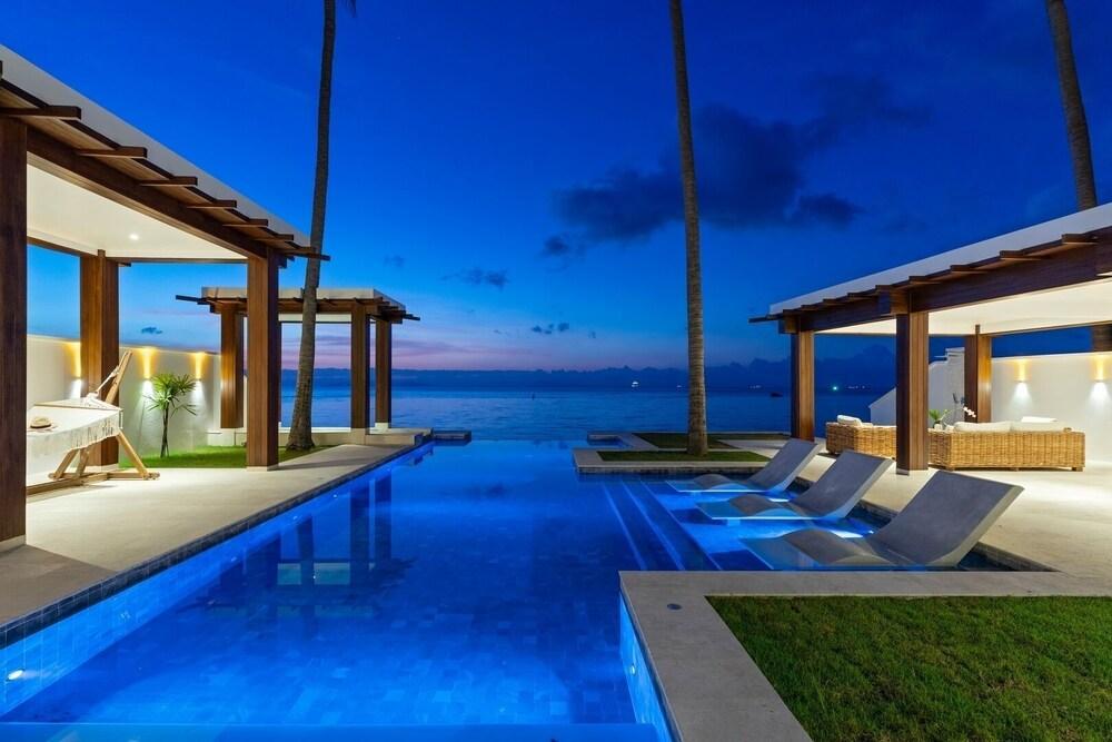 Villa Hanna Luxury Beachfront Koh Samui - Tap to explore photos