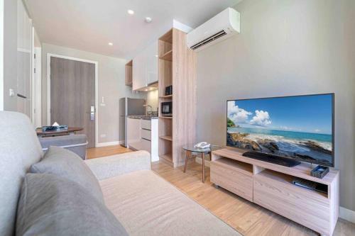 Diamond Apartments Phuket Bangtao Free airport Pick up from 7 days - Tap to explore photos