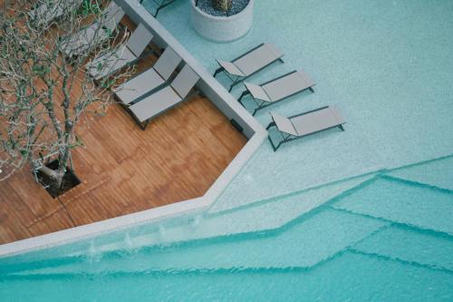 Citygate 1BR Apartment L609, Several Pools, Gym & Rooftop - Tap to explore photos
