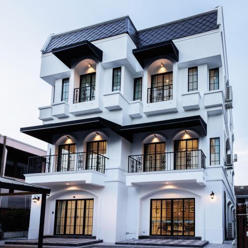 Casa Luna