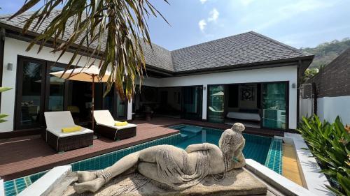 Plunge Tropic Pool Villa near Nai Harn Beach