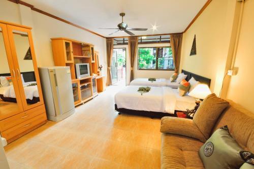 Avila Resort Pattaya Room Type - Superior Twin Room