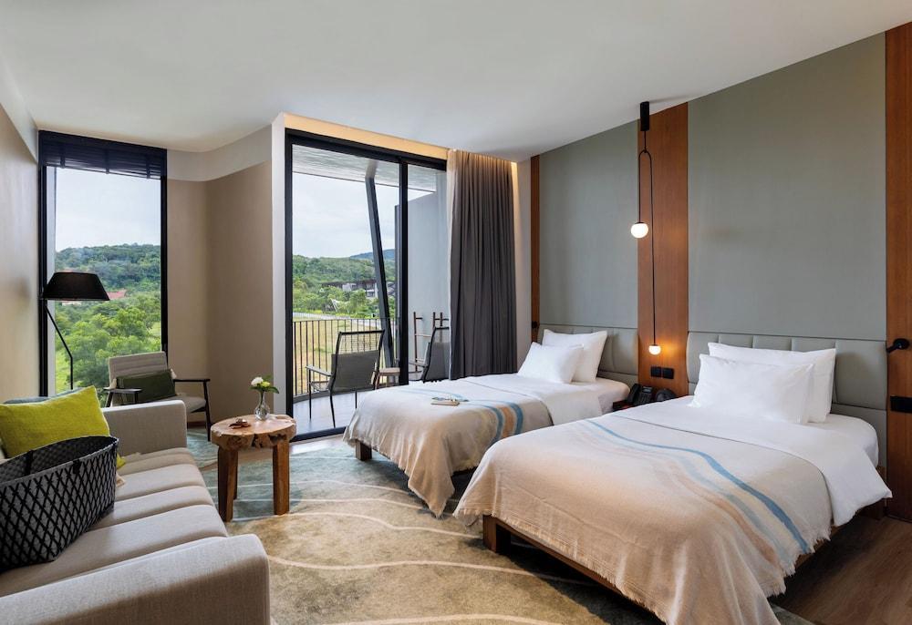 Varana Krabi Hotel Room Type - Luxe Mountain View Twin