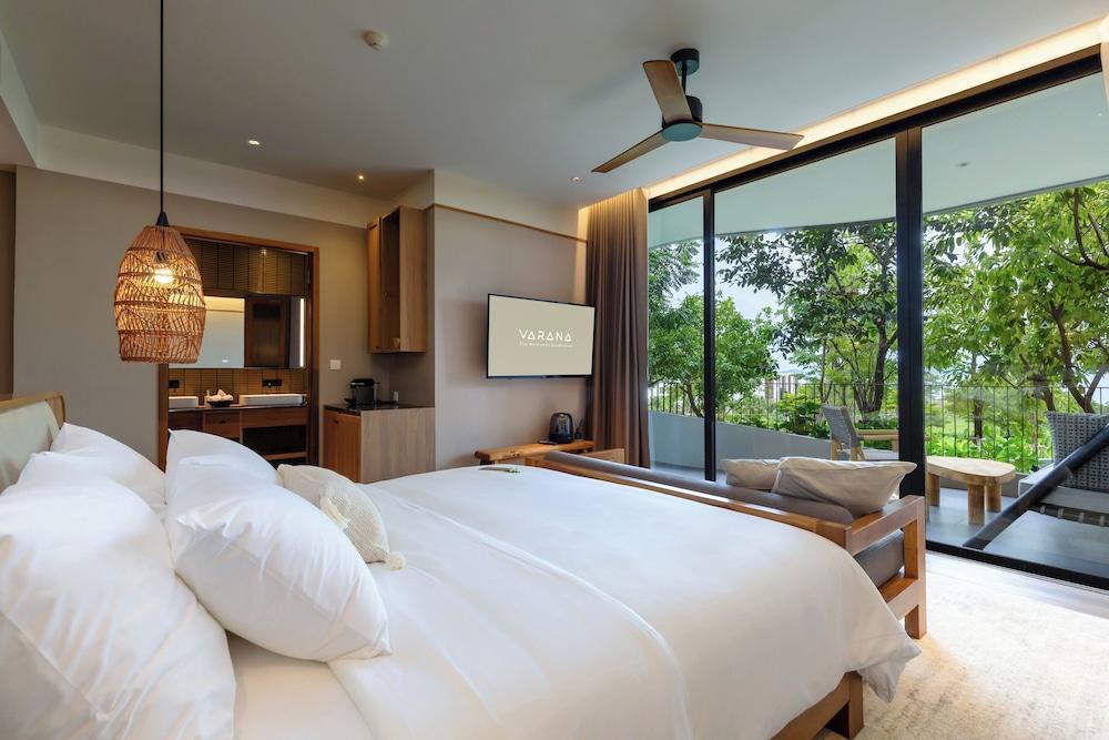 Varana Krabi Hotel Room Type - Horizon Garden King with NAAM Wellness (hydrotherapy)