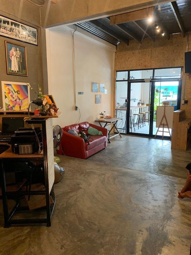Good Space Hostel - Tap to explore photos