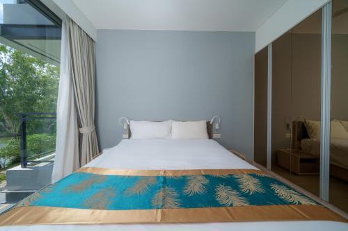 Cassia Apartment 1 - Tap to explore photos