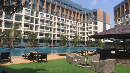 Latina Beach Resort Jomtien 2