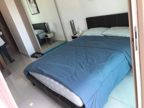 Latina Beach Resort Jomtien 2 - Tap to explore photos