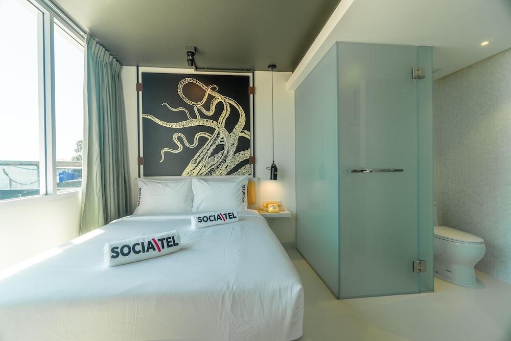 SocialTel Koh Samui - Tap to explore photos