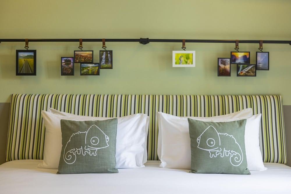 Chamemon Bed Phuket Town Room Type - Family Junior Suite