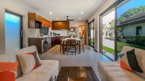 Garden bungalows 4br with private pool - Tap to explore photos