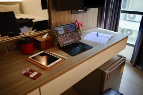 Thana Wisut Hotel Room Type - Twin Room with Bathroom